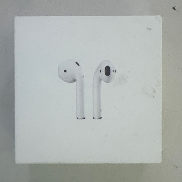 Apple White Wireless Earbuds